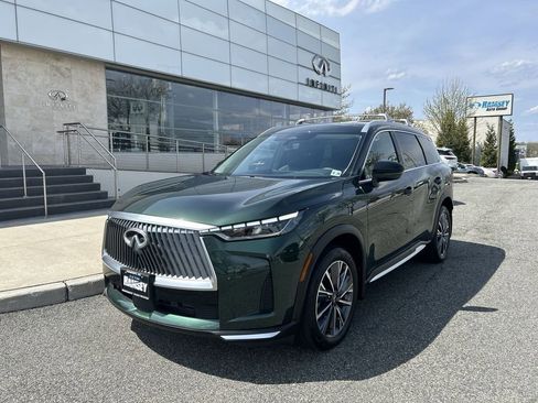 Certified 2026 INFINITI QX60 Luxe w/ Cargo Package image 4
