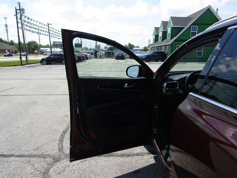 Used 2019 Kia Sorento EX AWD/4WD image 11