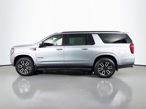 Used 2024 GMC Yukon XL AT4 w/ Technology Package image 4