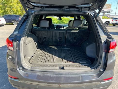 Used 2022 Chevrolet Equinox RS w/ Infotainment Package image 24
