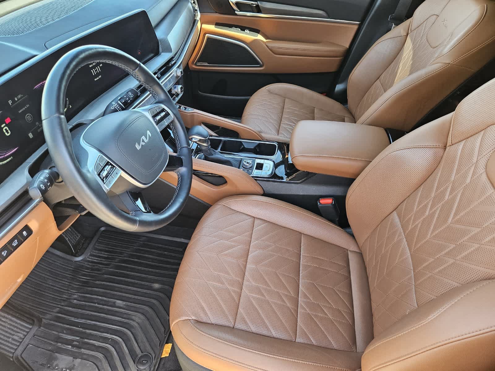 Used 2025 Kia Telluride EX X-Line AWD/4WD image 2