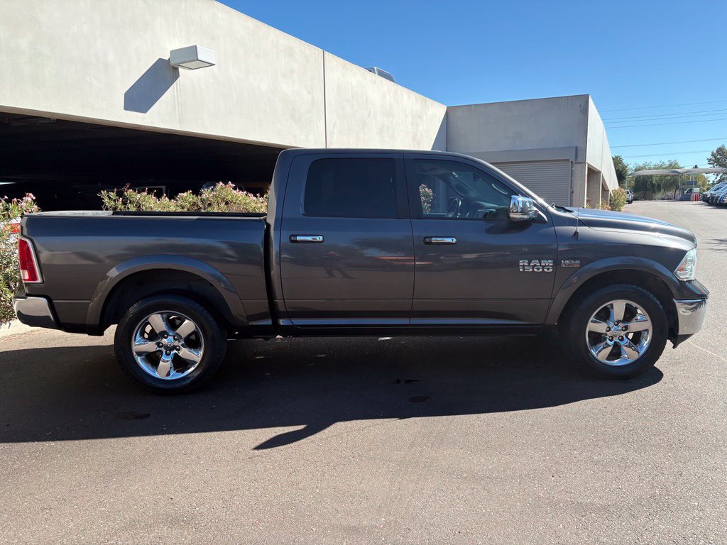 Used 2017 RAM 1500 Laramie AWD/4WD image 5