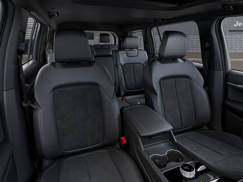 New 2026 Jeep Grand Cherokee L 4WD image 14