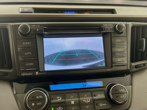 Used 2014 Toyota RAV4 XLE AWD/4WD image 21