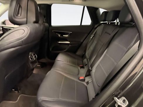 Used 2025 Mercedes-Benz GLC 350e 4MATIC image 12