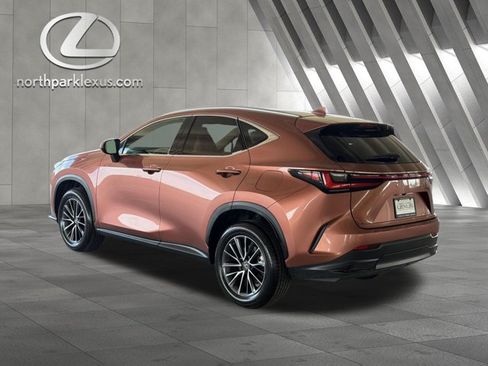 Certified 2025 Lexus NX 250 FWD w/ Accessory Package (Z1) image 2