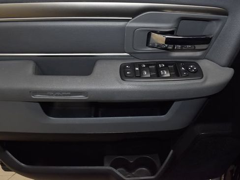 Used 2018 RAM 1500 Big Horn AWD/4WD image 18