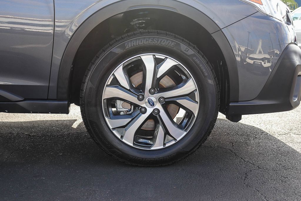 Certified 2022 Subaru Outback Touring XT AWD/4WD image 13