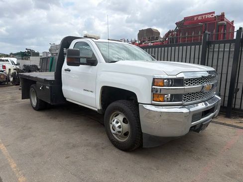 Used 2019 Chevrolet Silverado 3500 W/T w/ WT Convenience Package RWD image 1