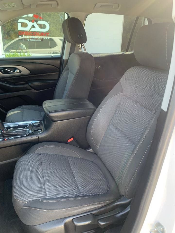 Used 2019 Chevrolet Traverse LS FWD image 7