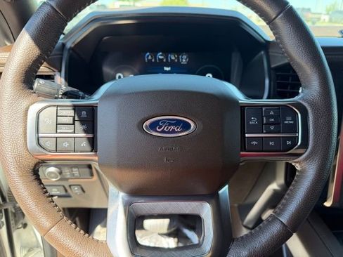 Used 2022 Ford Expedition King Ranch image 17