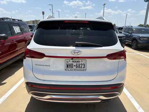Used 2022 Hyundai Santa Fe SEL w/ Convenience + Premium Package FWD image 5