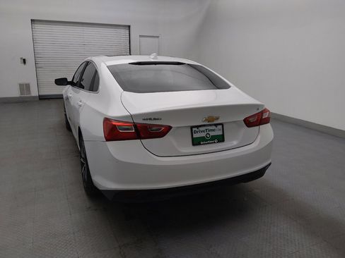 Used 2018 Chevrolet Malibu LT w/ Leather Package image 6