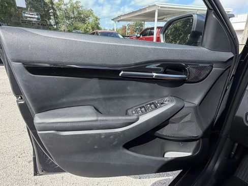 Certified 2023 Kia Seltos S w/ Navigation Package image 21