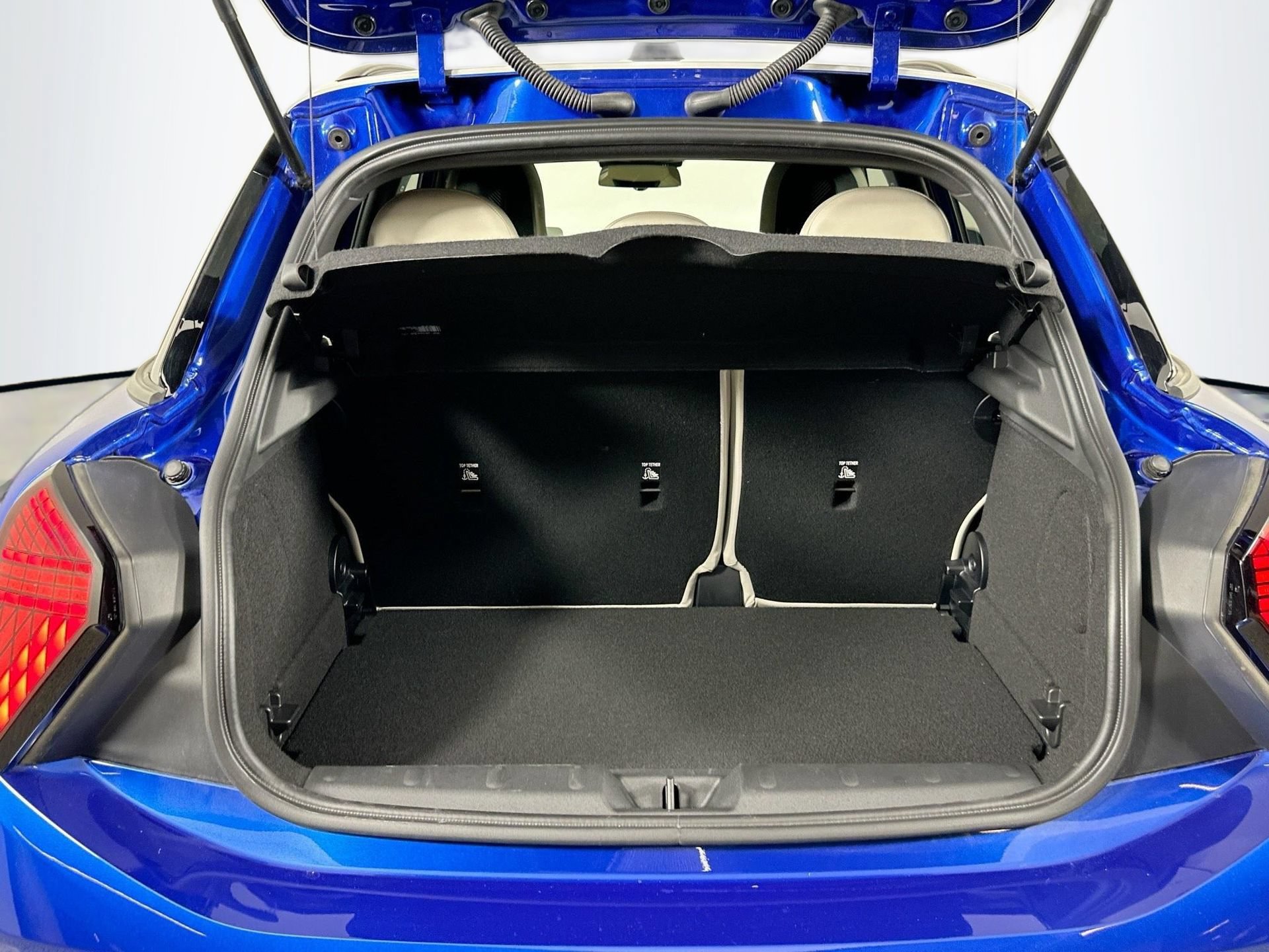Used 2025 MINI Cooper S FWD image 30