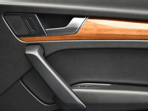 Certified 2023 Audi Q5 2.0T Premium w/ Convenience Package image 52