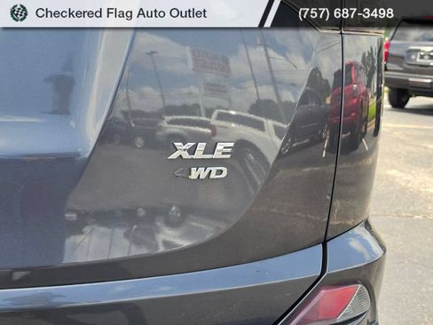 Used 2016 Toyota RAV4 XLE AWD/4WD image 18