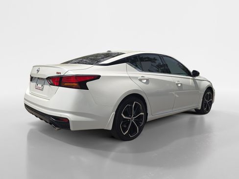 New 2026 Nissan Altima 2.5 SR FWD image 5