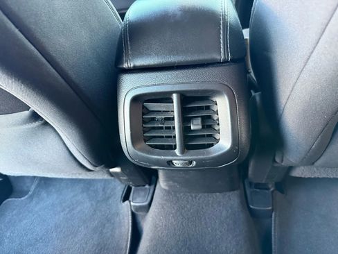 Used 2020 Jeep Cherokee Latitude image 22