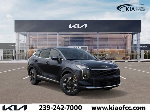 New 2026 Kia Sportage LX image 8