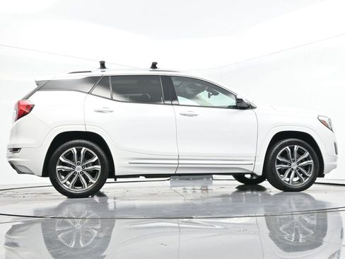 Used 2018 GMC Terrain Denali w/ Advanced Safety Package image 53