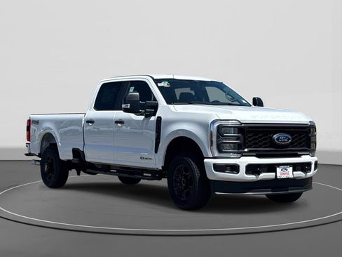 New 2026 Ford F350 XL w/ STX Appearance Package AWD/4WD image 4