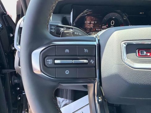 New 2026 GMC Acadia AT4 w/ Luxury Package AWD/4WD image 26