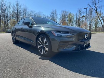 Used 2022 Volvo S60 B5 Momentum w/ Climate Package