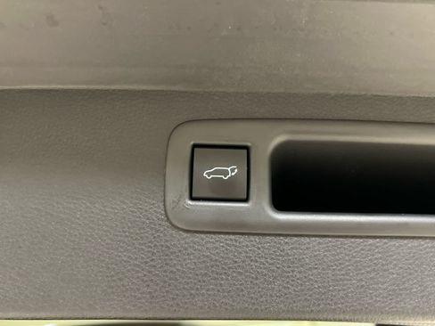 New 2026 Toyota Highlander XLE AWD/4WD image 10