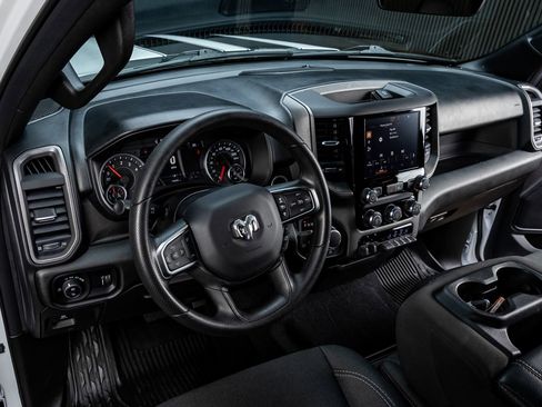Used 2025 RAM 1500 Classic Warlock AWD/4WD image 17