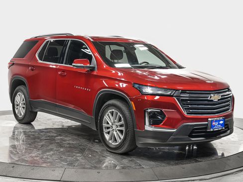 Used 2023 Chevrolet Traverse LT w/ LPO, Floor Liner Package image 9