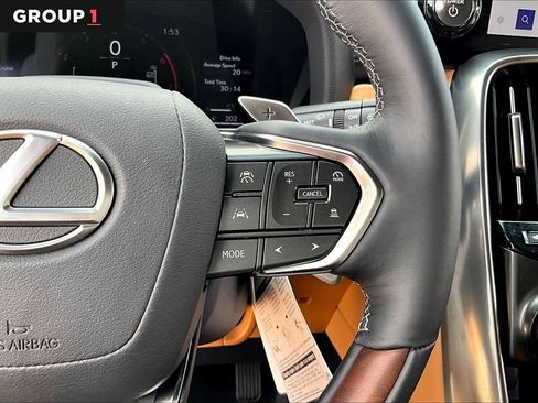 Used 2026 Lexus LX 700h Luxury w/ Appearance Package image 21