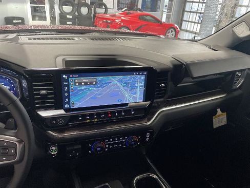 New 2026 Chevrolet Silverado 1500 RST AWD/4WD image 15
