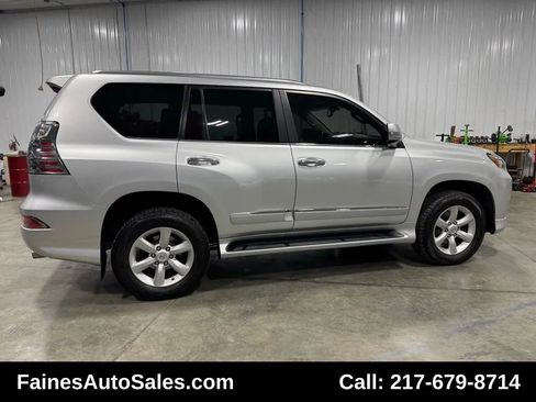 Used 2016 Lexus GX 460 Premium w/ Navigation Package image 21
