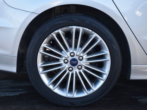 Used 2016 Ford Fusion SE w/ Equipment Group 202A image 34