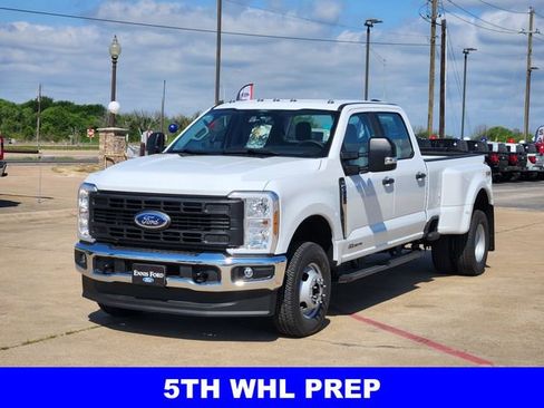 New 2026 Ford F350 XL image 3