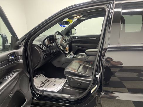 Used 2021 Jeep Grand Cherokee Overland image 9