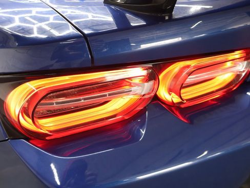 Used 2019 Chevrolet Camaro SS image 26