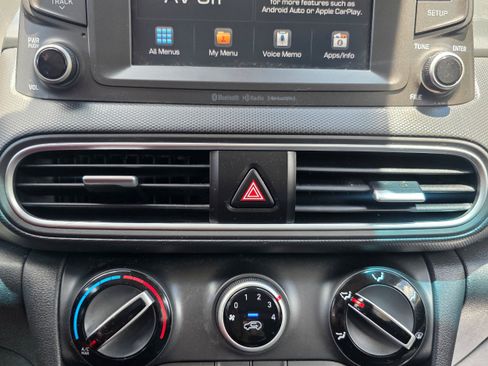 Used 2020 Hyundai Kona SEL FWD image 11