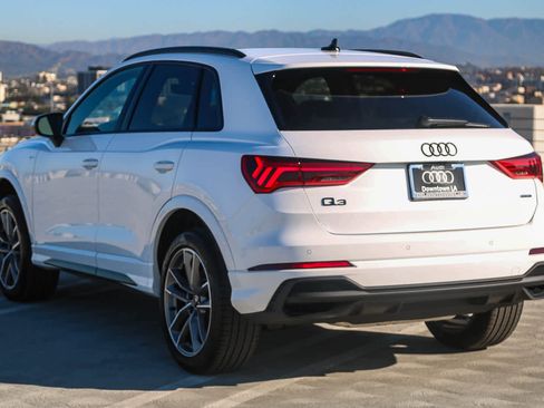 New 2025 Audi Q3 2.0T Premium image 10