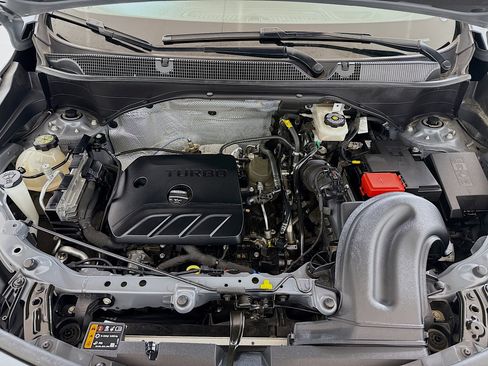 Used 2020 Buick Encore GX Essence image 27