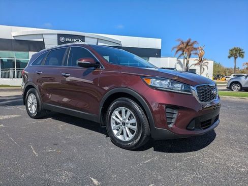 Used 2020 Kia Sorento LX w/ LX I4 Convenience Package FWD image 2