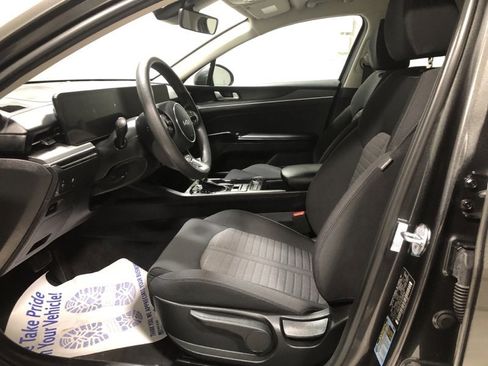 New 2025 Kia K5 LXS image 17