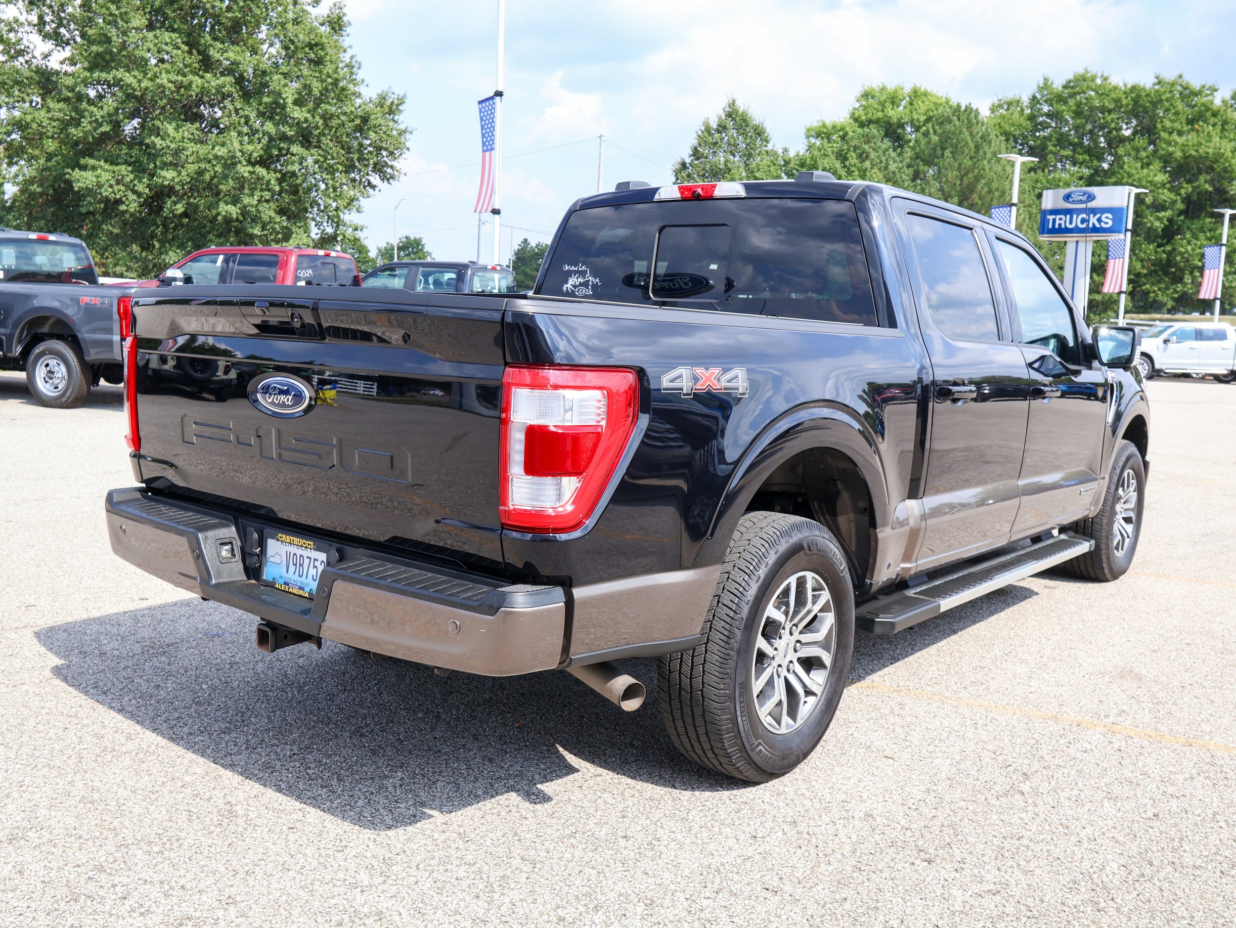 Used 2022 Ford F150 Lariat w/ Equipment Group 501A Mid AWD/4WD image 6