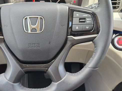 Used 2025 Honda Odyssey Touring image 22