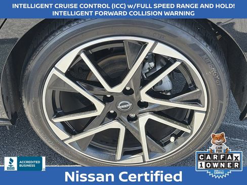 Certified 2025 Nissan Sentra SR w/ SR Premium Package image 9