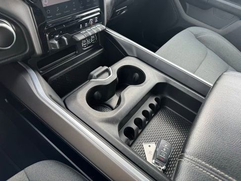 Used 2022 RAM 1500 Big Horn image 13