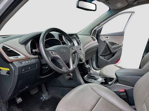 Used 2018 Hyundai Santa Fe Sport w/ 2.4L Tech Package 04 FWD image 10