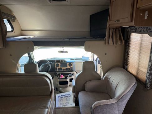 Used 2017 Ford E-350 and Econoline 350 Super Duty w/ Motorhome Prep Package image 22