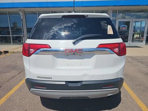 Used 2019 GMC Acadia SLE FWD image 4
